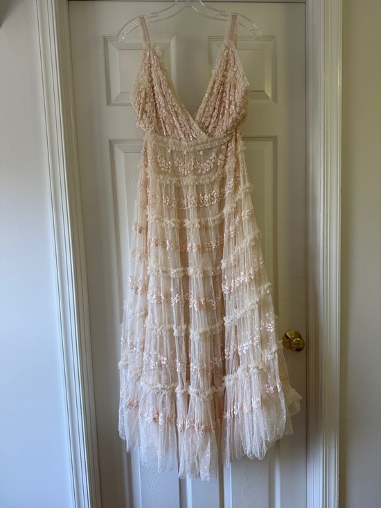 Needle & Thread Dresses & Skirts - Needle & Thread Blush Cream Tiered Midi Dress